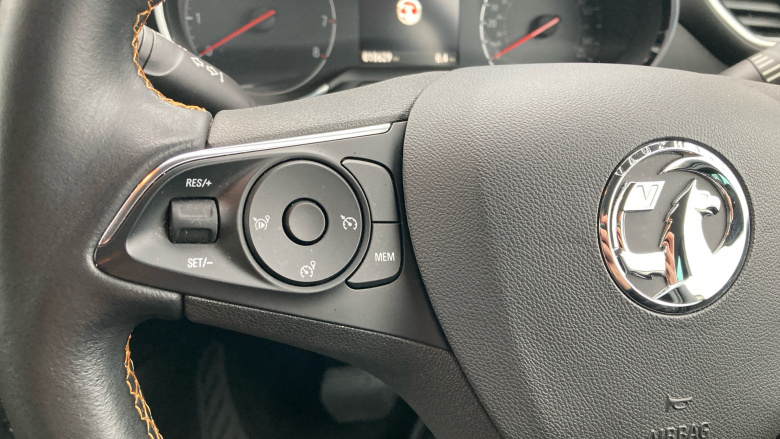 Vauxhall Crossland X 1.2T [130] Elite Nav 5dr [Start Stop] Auto Petrol Hatchback